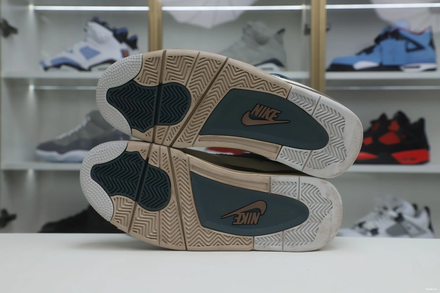 4 Air Jordan Jordan 0227